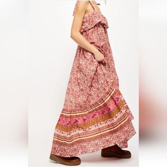 Free People   - Picture 10 of 14